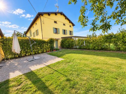 Maisonette giardino in venditaReggio Emilia - Massenzatico
