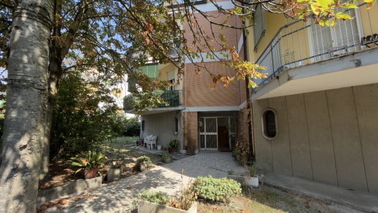 1,5 camere in venditaReggio Emilia - Villa Verde