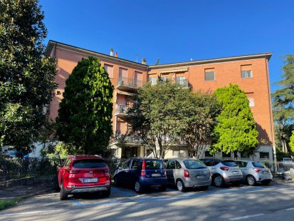 2 camere in venditaReggio Emilia - Ospedale