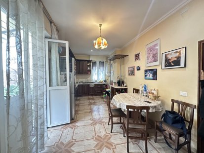 4 camere in venditaReggio Emilia - Mirabello