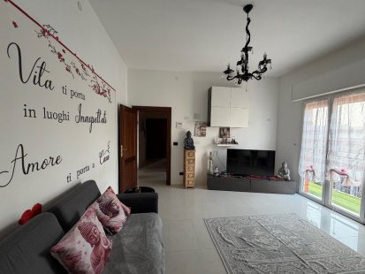 2 camere in venditaReggio Emilia - S. Pellegrino