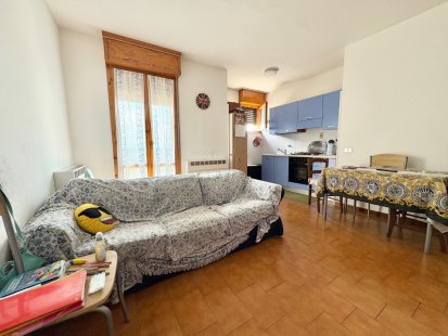 2 camere in venditaReggio Emilia - Buco Del Signore