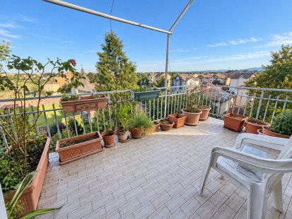 2 camere in venditaReggio Emilia - Orologio